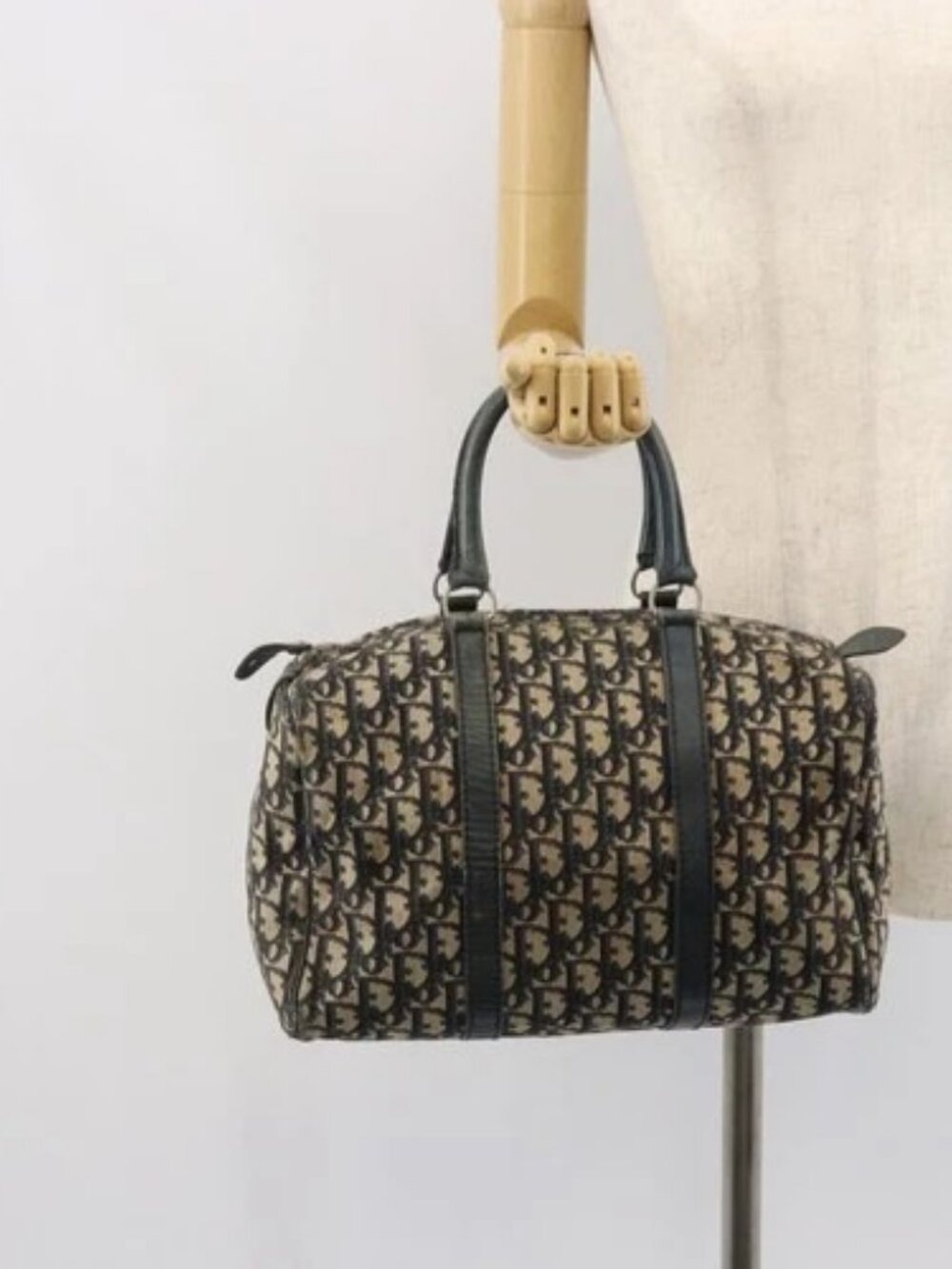 Christian Dior Trotter Canvas Boston Bag Navy Silver Auth 164140 - Picture 15 of 16